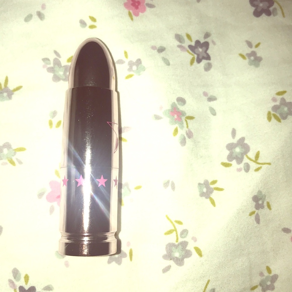 Jeffree Star: Lip Ammunition Lipstick